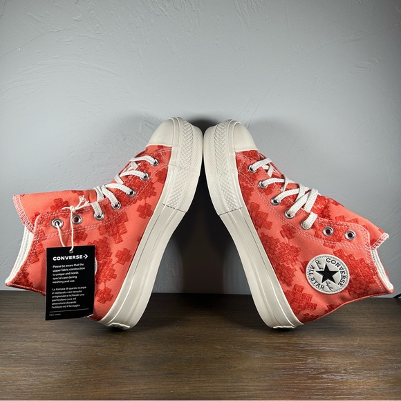 NWT Converse Women's Chuck Taylor Orange All Star Lift Platform Shoes size 7.5 - Picture 4 of 7